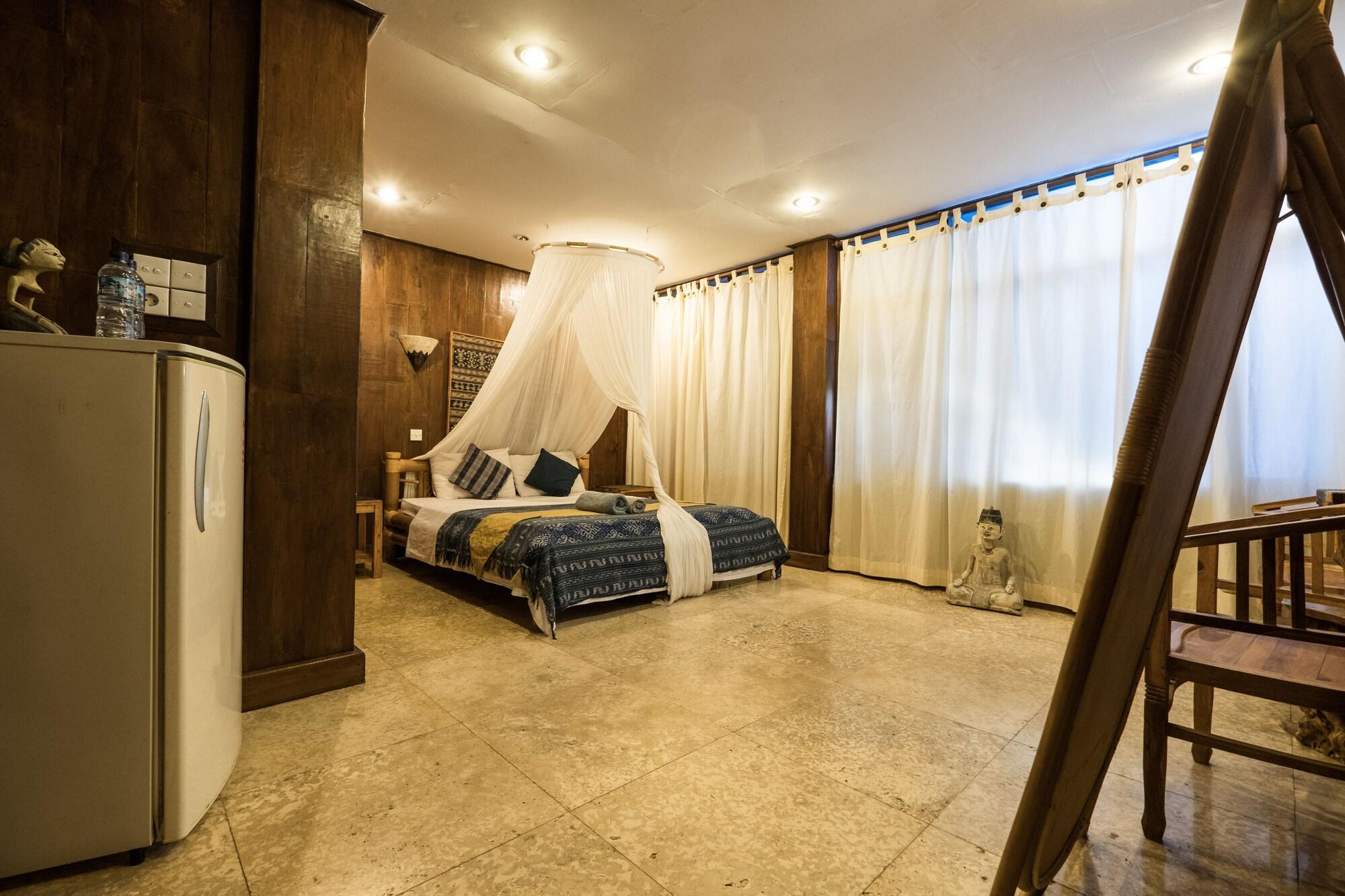 Easy Surf Dacha Hotel Canggu Eksteriør billede