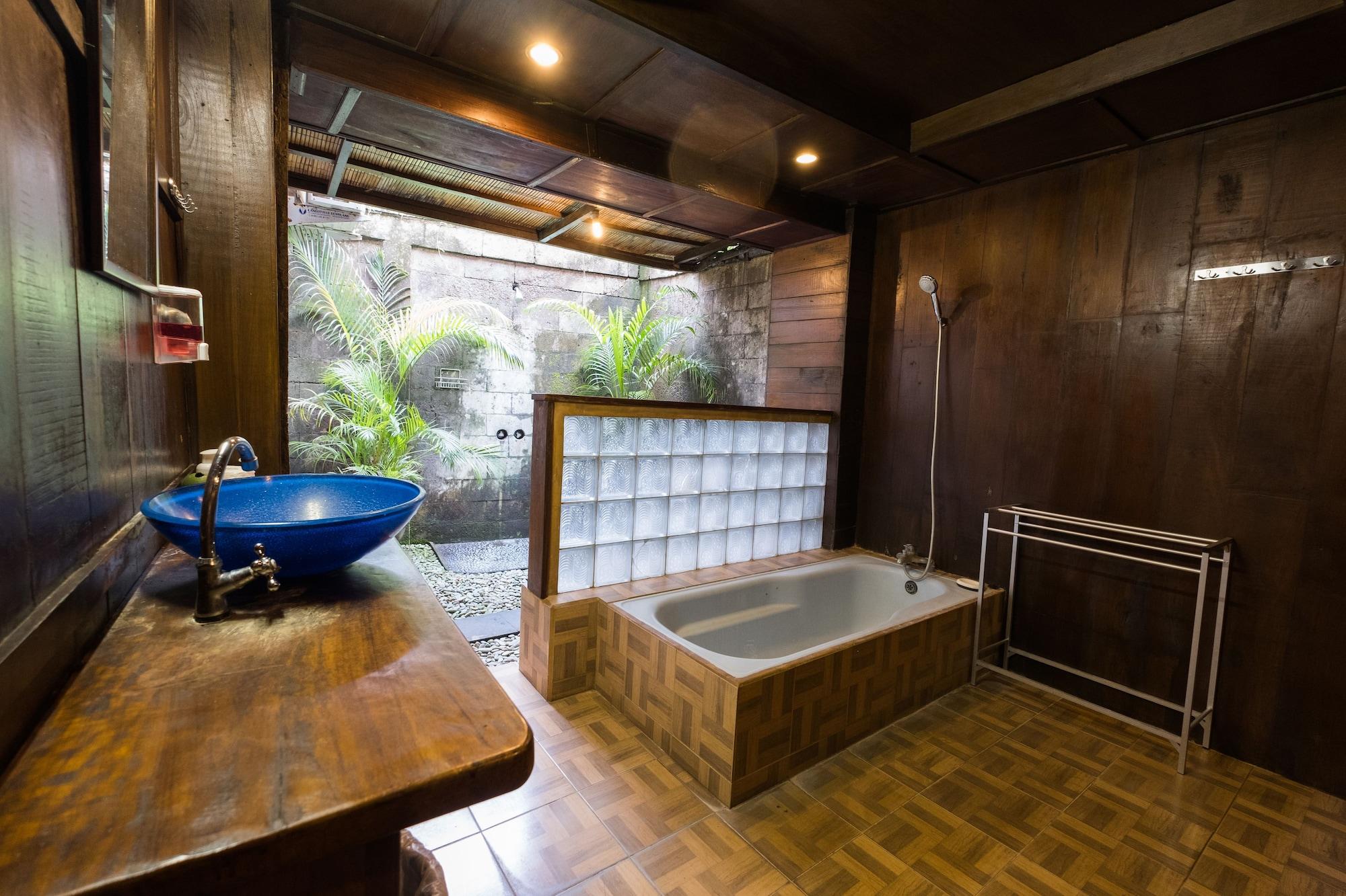 Easy Surf Dacha Hotel Canggu Eksteriør billede