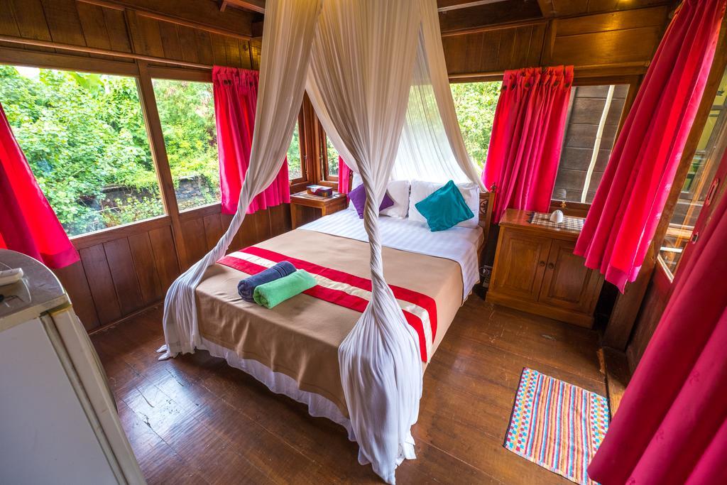 Easy Surf Dacha Hotel Canggu Eksteriør billede