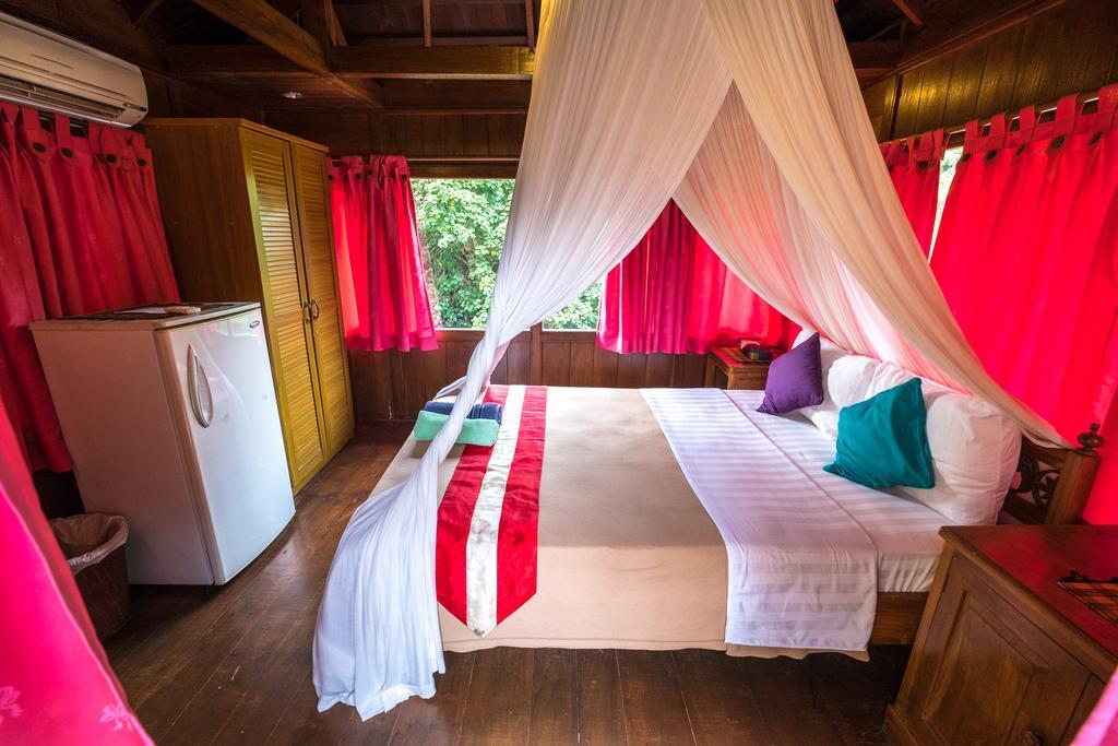 Easy Surf Dacha Hotel Canggu Eksteriør billede