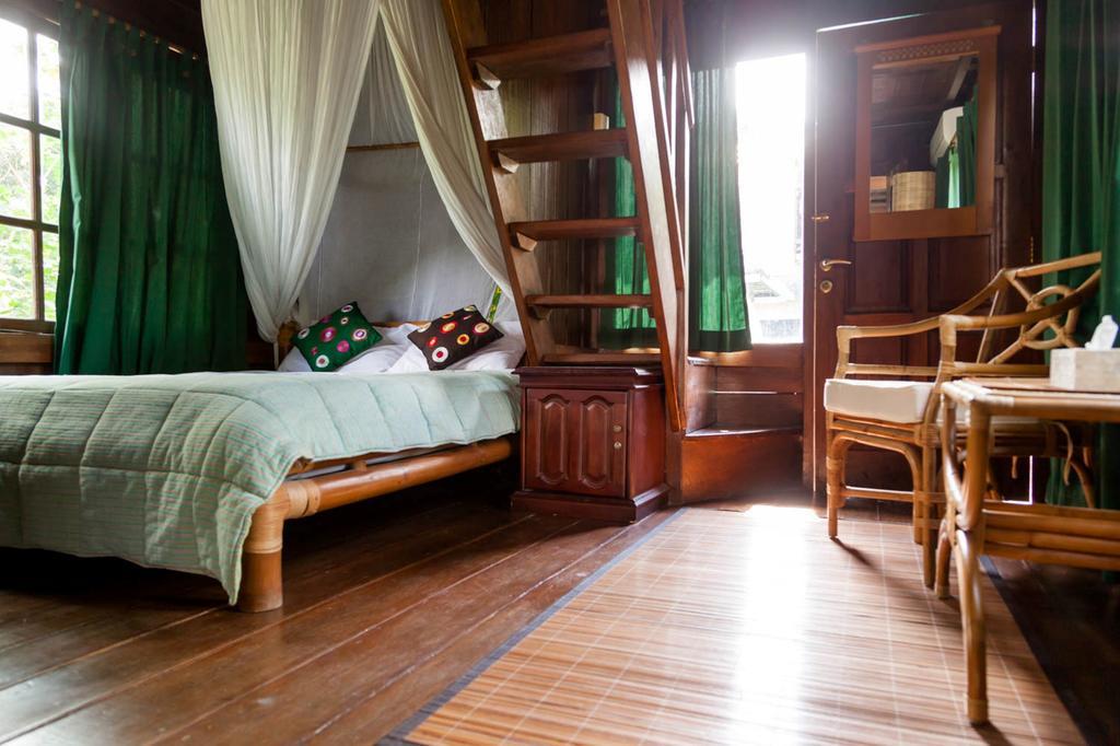 Easy Surf Dacha Hotel Canggu Eksteriør billede